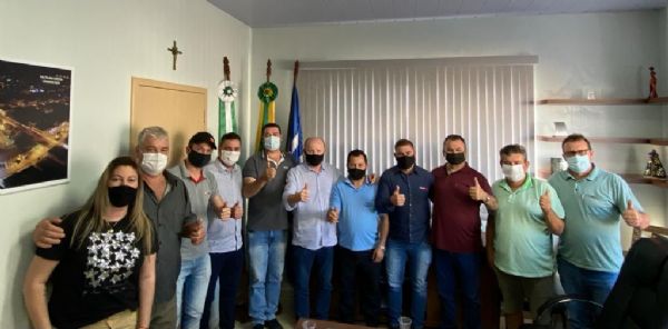 Deputado Vermelho visita Salto do Lontra