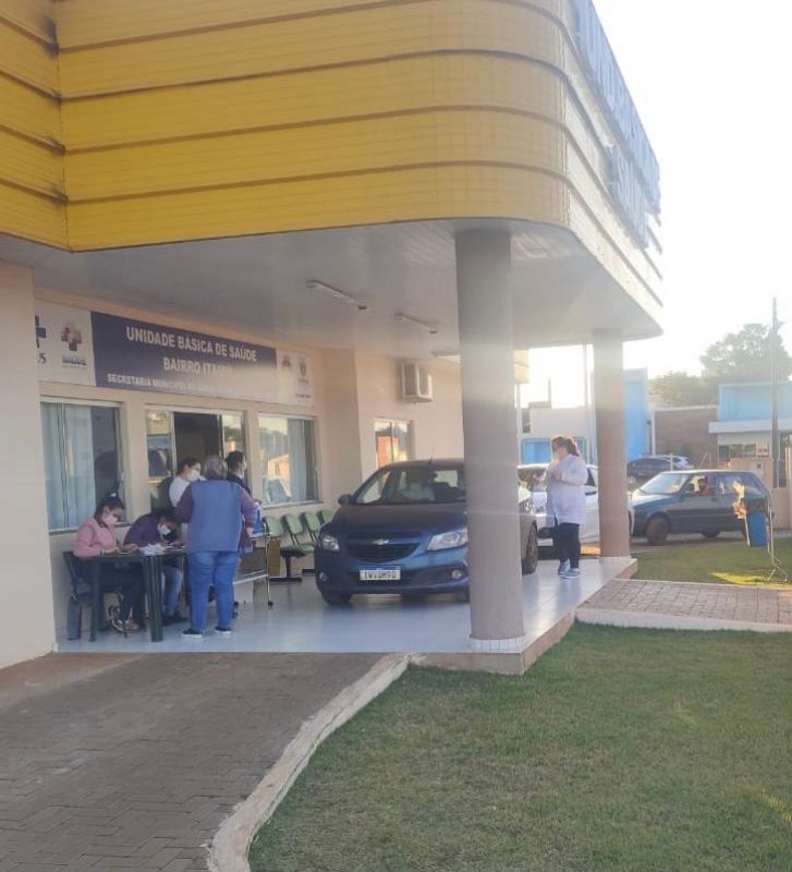 Covid-19: Nesta terça-feira vacinação em pessoas de 35 anos