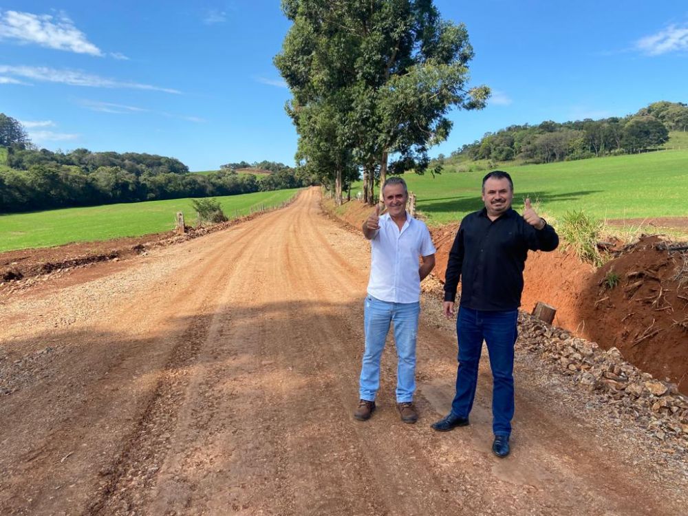 Recuperada estrada na localidade de São João do Cotegipe