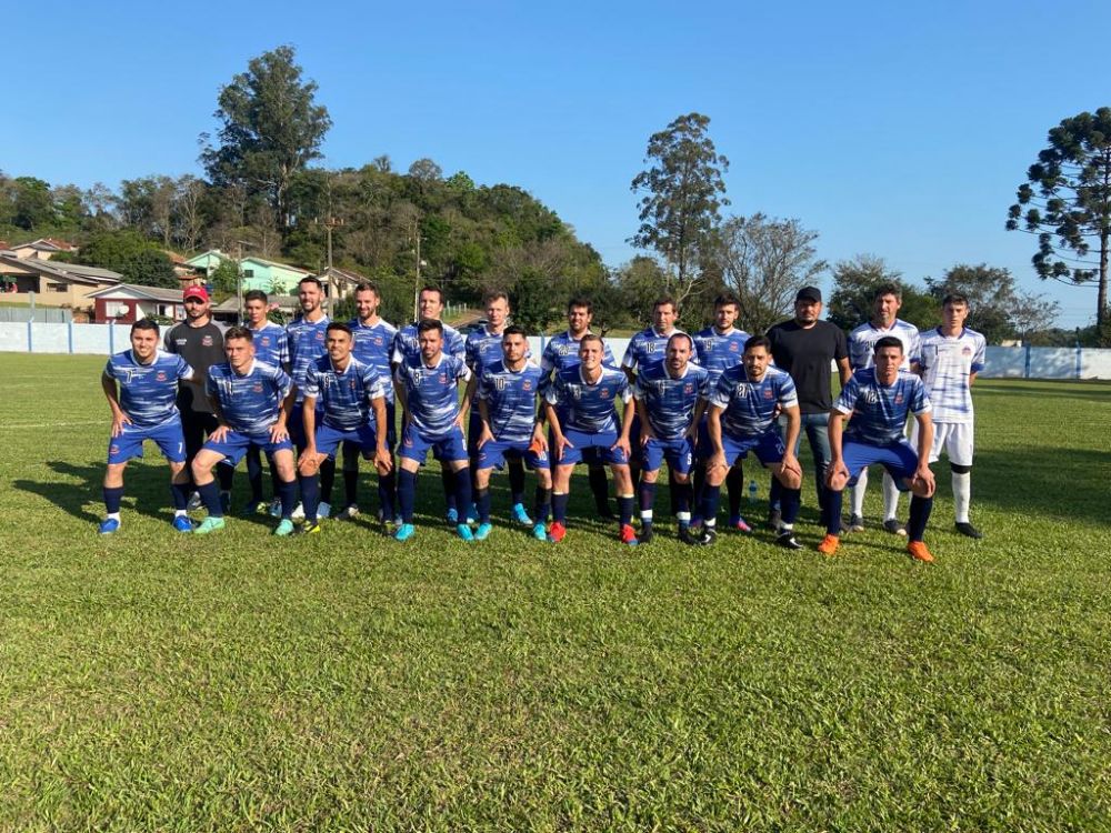 Salto vence So Jorge do Oeste na Taa Esperana de Futebol