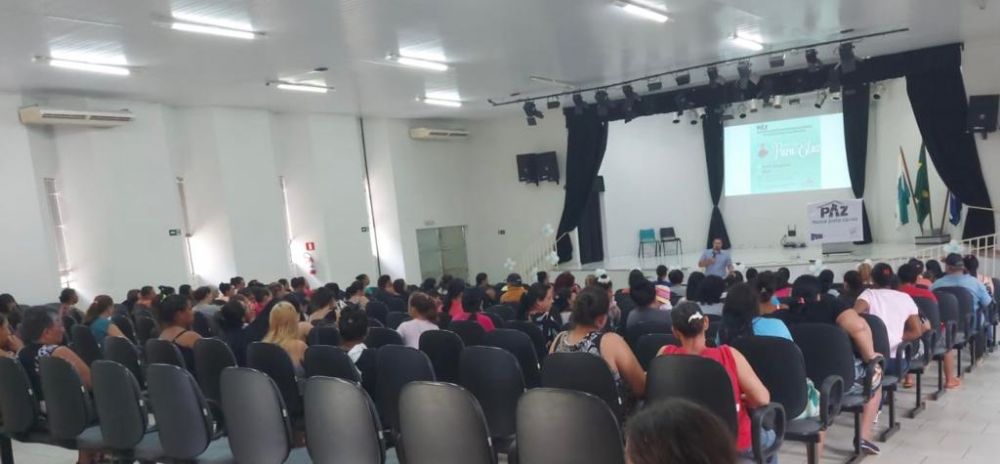Conselho da Comunidade e CRAS promovem palestra no Centro de Eventos