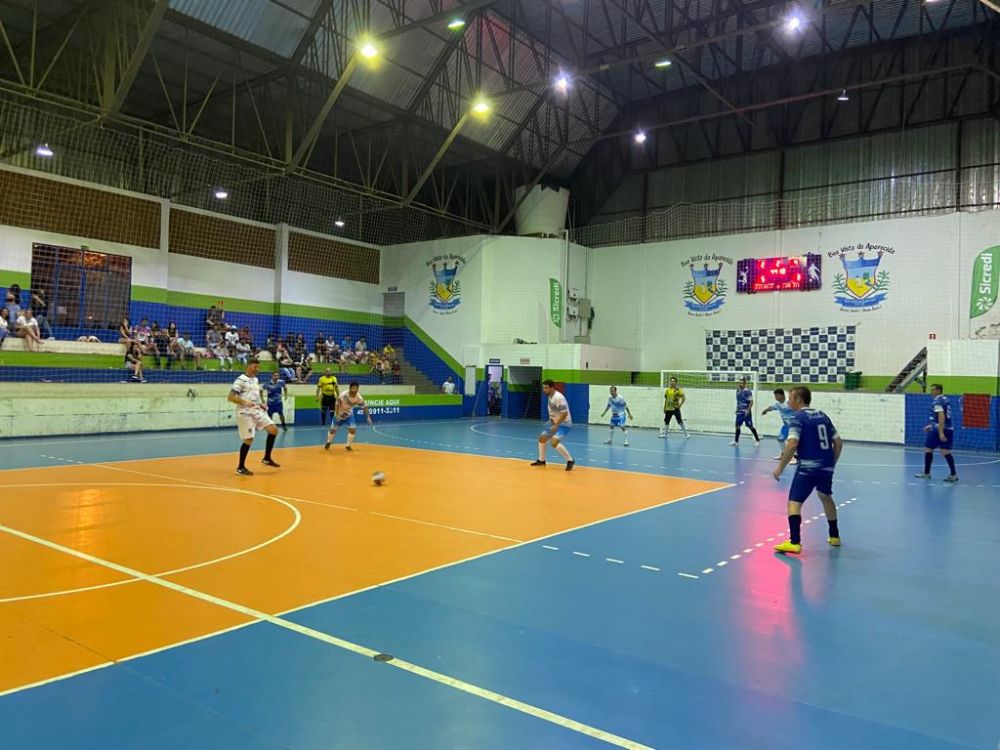 Salto Futsal Máster estreia com derrota em competição de nível regional