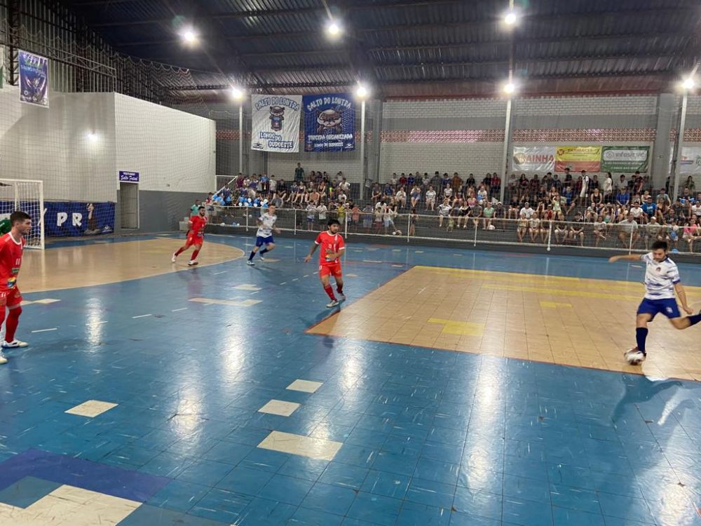 Salto do Lontra est nas quartas-de-final da Aesupar de Futsal