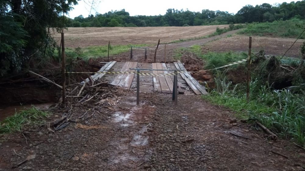 Ponte no interior est interditada