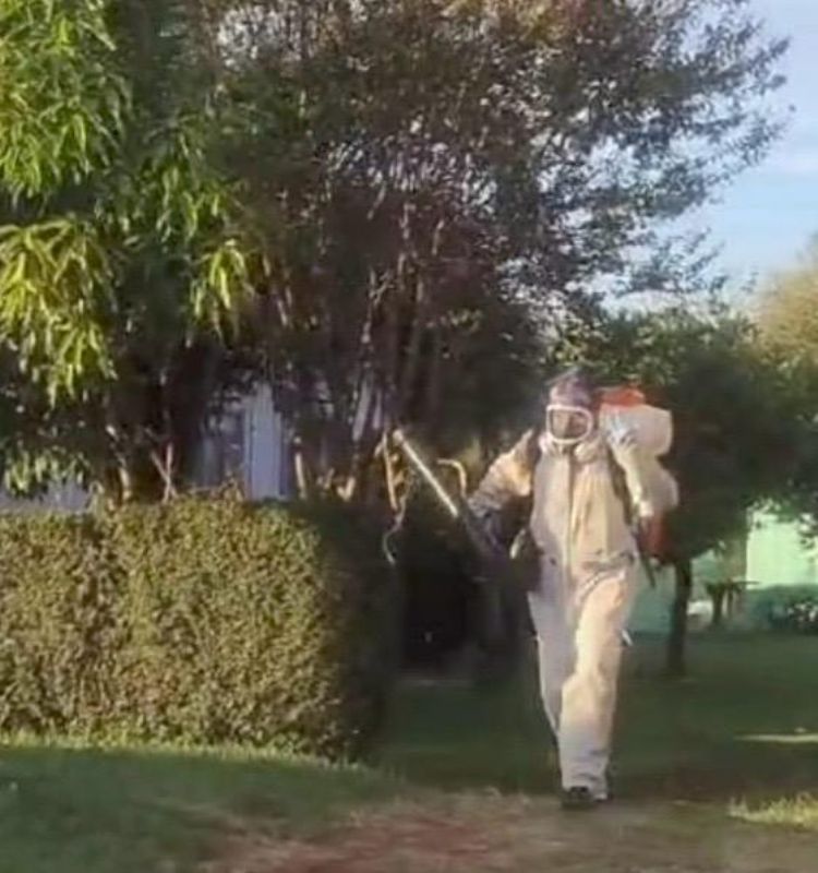Aplicao contra a dengue com UBV costal