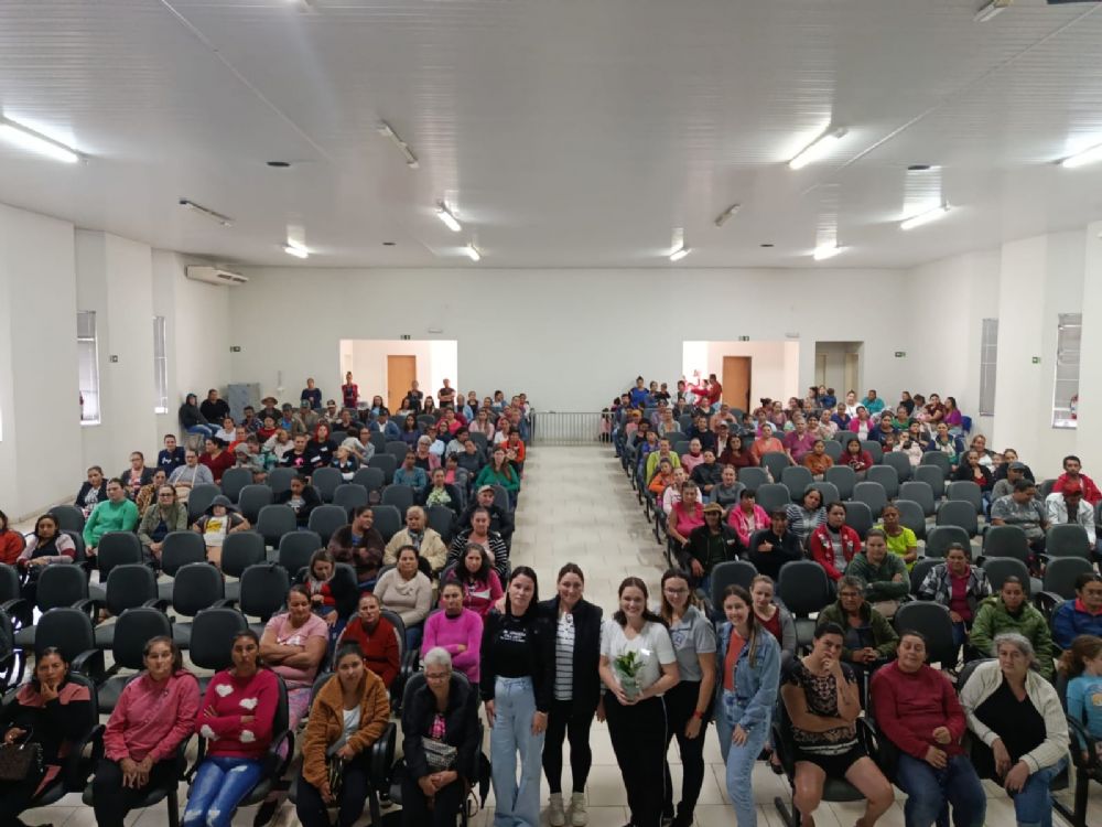 CRAS realiza reunião com beneficiários do Bolsa Família